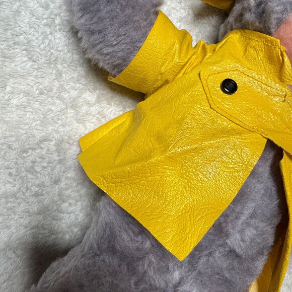 Vintage Knickerbocker Animals Of Distinction Mouse Plush 13” Gray Yellow Coat - Picture 6 of 6